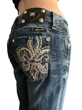 Miss Me Bootcut Jeans Women’s Dark Wash Fleur De Lis Rhinestone Y2K, Size 29